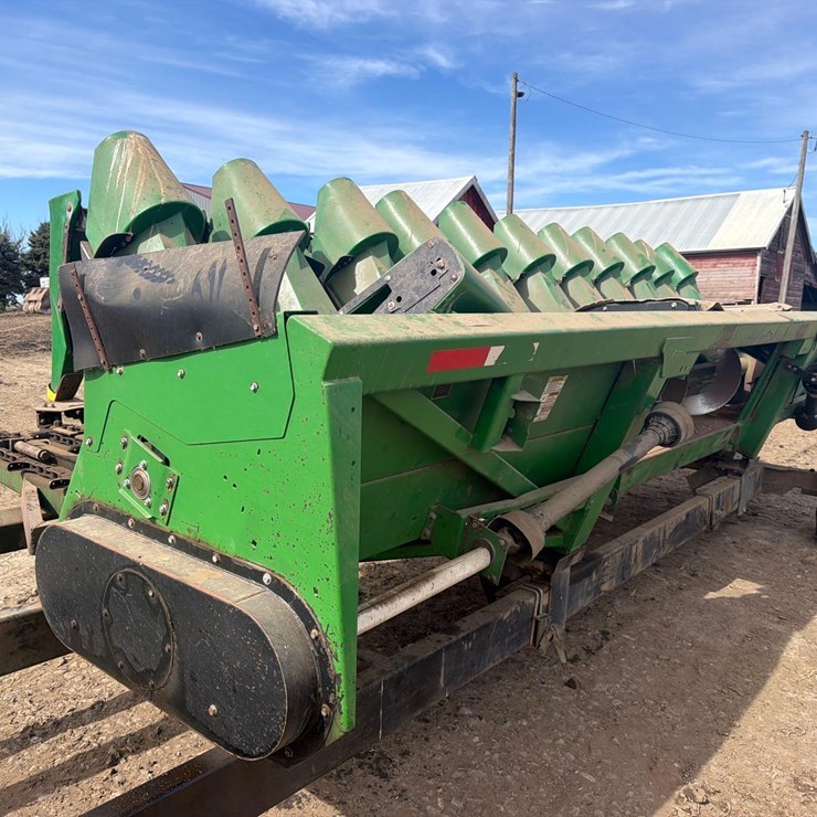 Clark 12row20 Corn Head