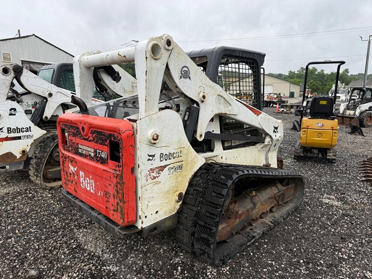 2018-bobcat-t740-image-4