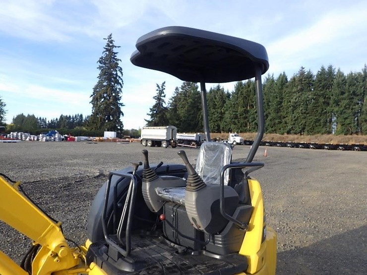 komatsu-pc35mr-1-image-30