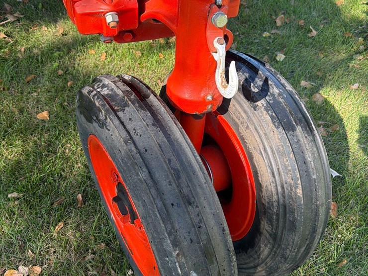 case-dc-tractor-image-13