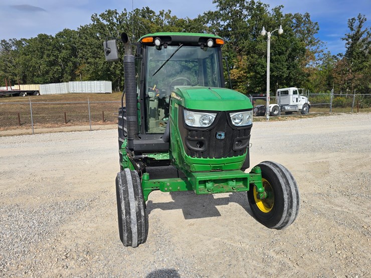 john-deere-6105m-image-22