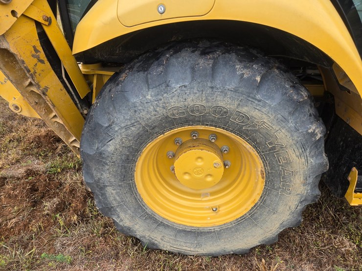 caterpillar-420f-image-81