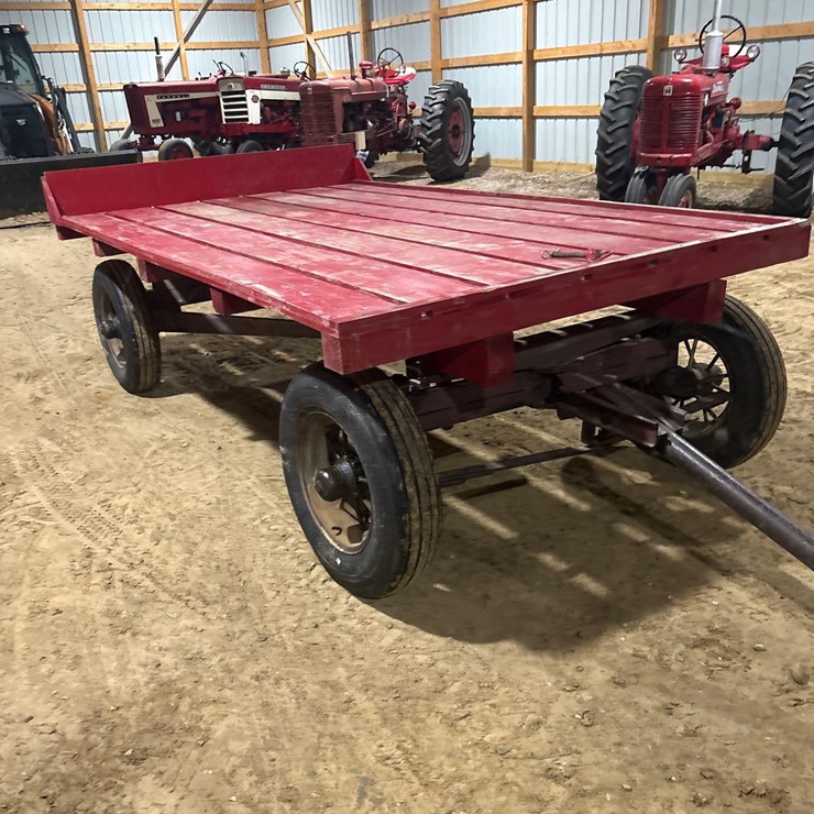 6ft x 10ft Parade Flatbed