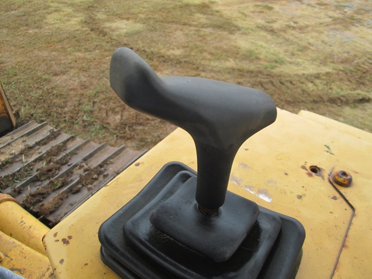 caterpillar-d5m-lgp-image-32