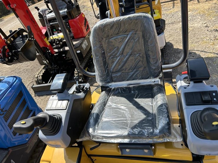 #145-•-yanmar-diesel-mini-excavator---me20-image-6