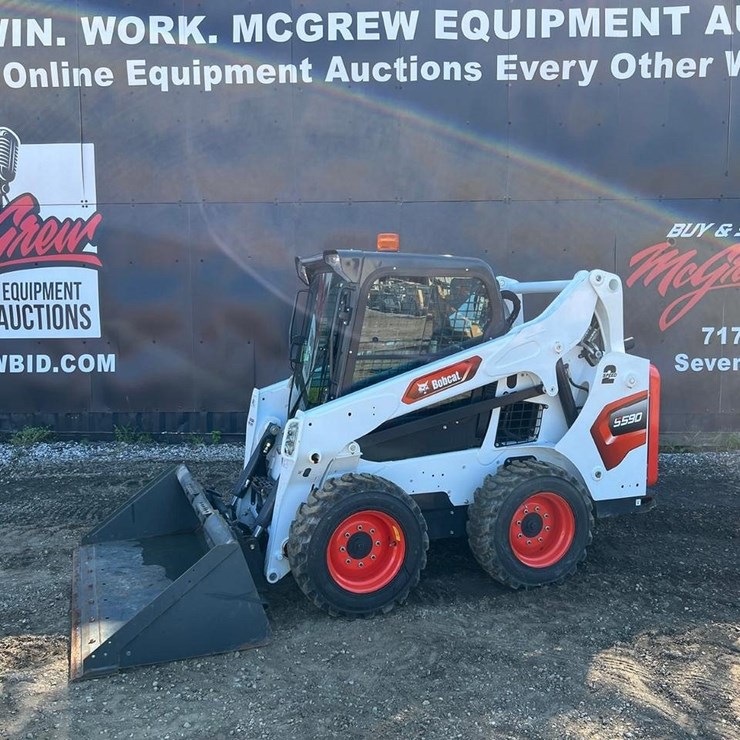 BOBCAT S590
