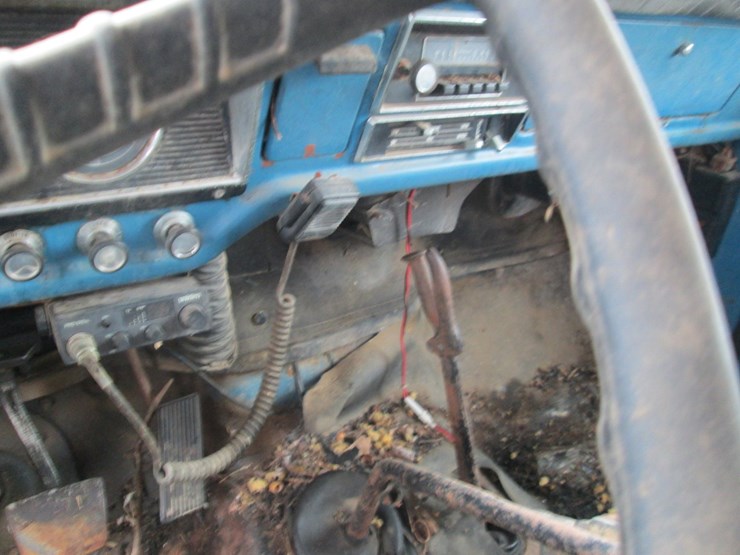 1974-ford-f750-image-27