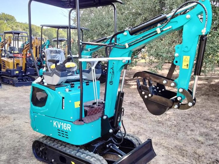 #16-•-cfg-mini-excavator---kv16r-image-2