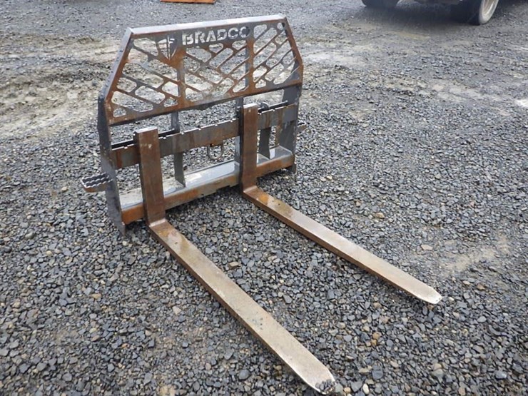 2022-paladin-skid-steer-forks-image-4