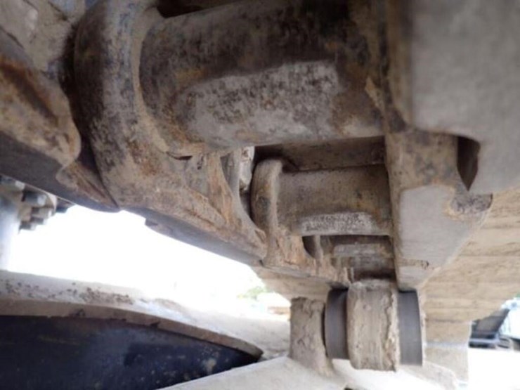 2012-deere-350g-lc-image-52
