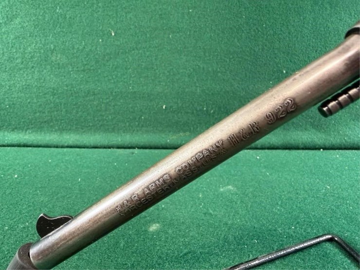 h&r-mdl.922-22cal-revolver-image-10