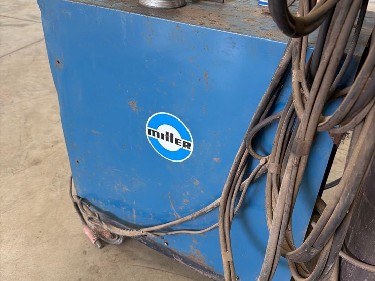 miller-matic-200-wire-welder-image-8