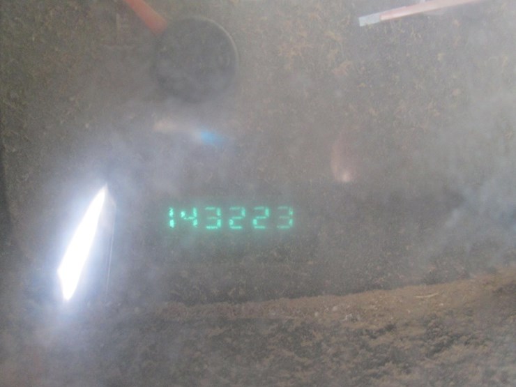 2002-dodge-3500-image-31