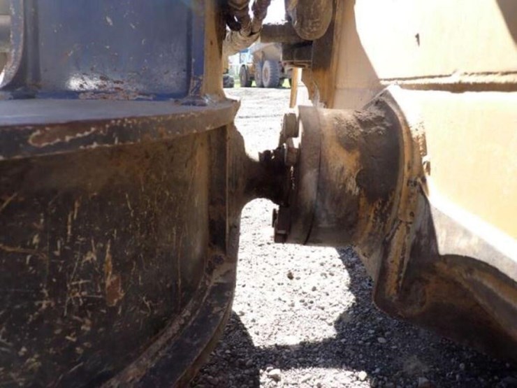 2016-deere-650k-xlt-image-33