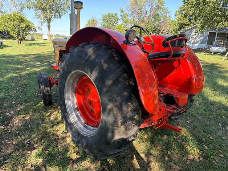 case-900-wheatland-propane-tractor-image-5