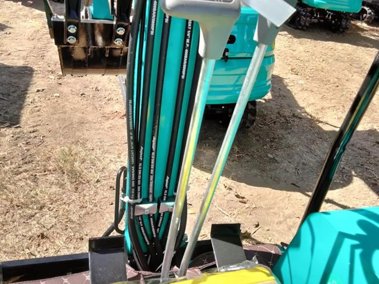 #10-•-cfg-mini-excavator---kv16r-image-7