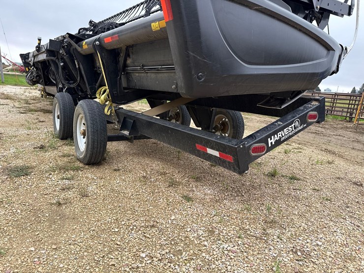 harvest-international-challenger-3840-35ft-header-cart-image-3