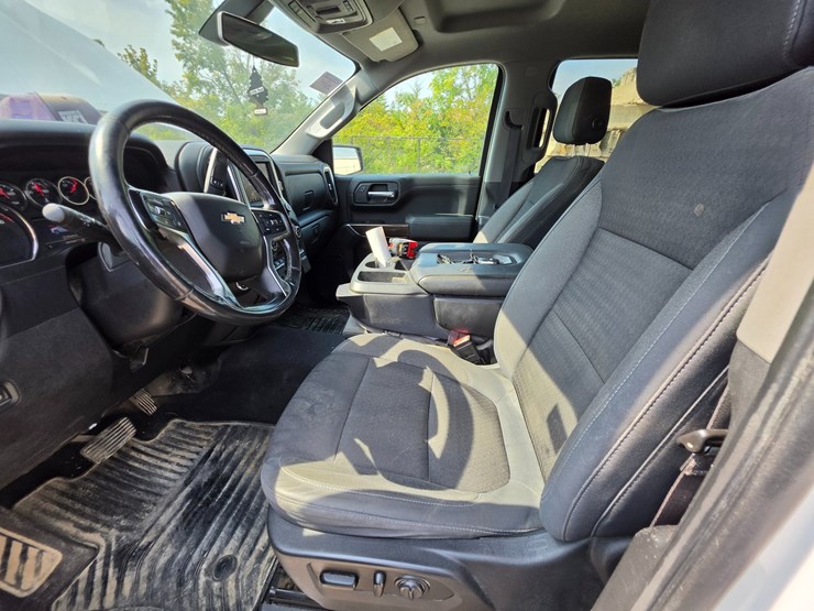 #25311-•-2019-chevrolet-silverado-pickup-truck-image-42