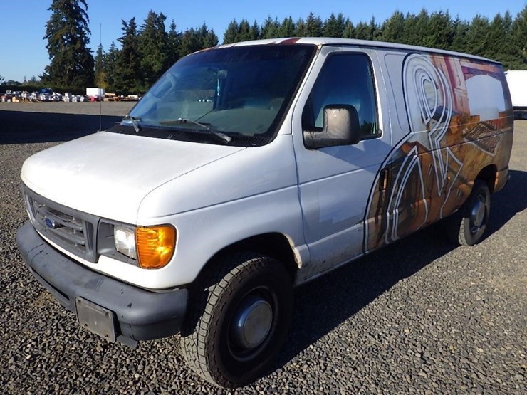 2006-ford-e250-image-1