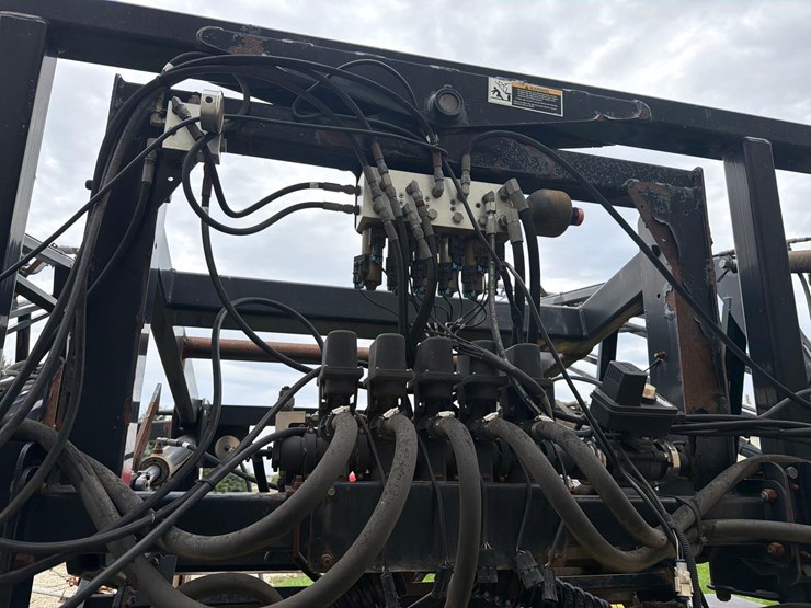 demco-3pt-boom-sprayer-image-12