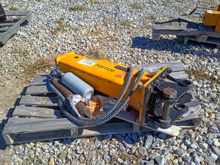 #27028-•-toft-hydraulic-breaker-excavator-attachment-(530)-image-5