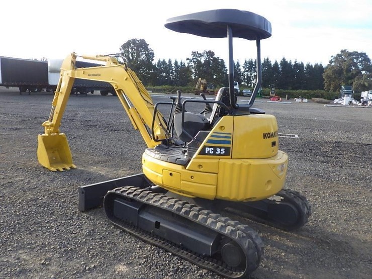 komatsu-pc35mr-1-image-3