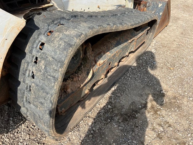 2019-bobcat-t595-image-15