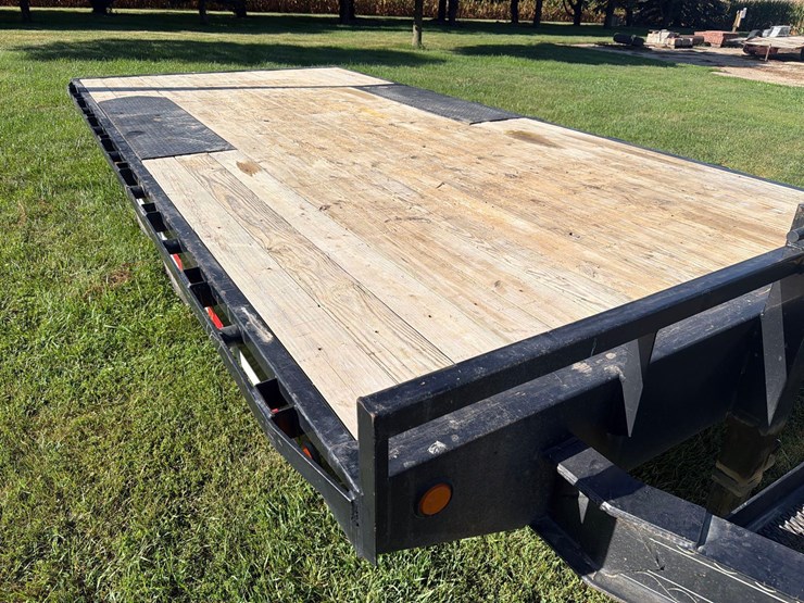 2010-pj-flatbed-image-7