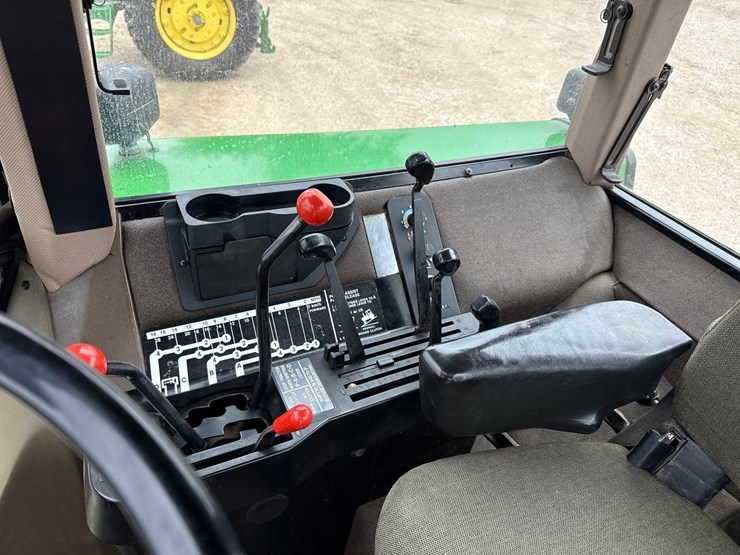 1994-john-deere-4560-image-61