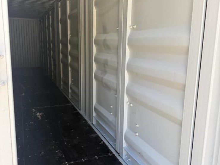 #125-•-40'-high-cube-conex/-shipping-container---one-trip-image-6
