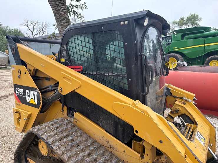 2015-caterpillar-289d-image-21