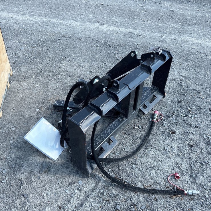 #92 • SKID STEER TREE & POST PULLER