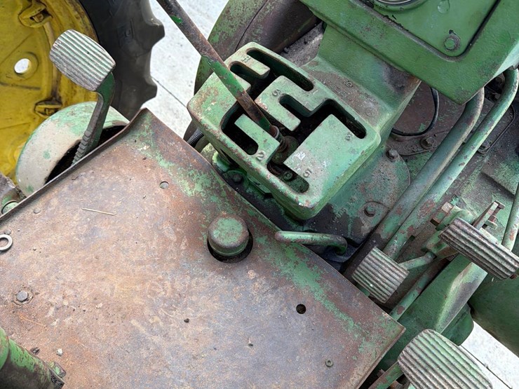 john-deere-630-image-28