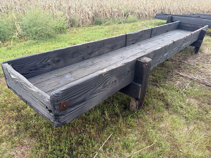 doon-saw-mill-3ft-x-20ft-wood-feed-bunk-image-10