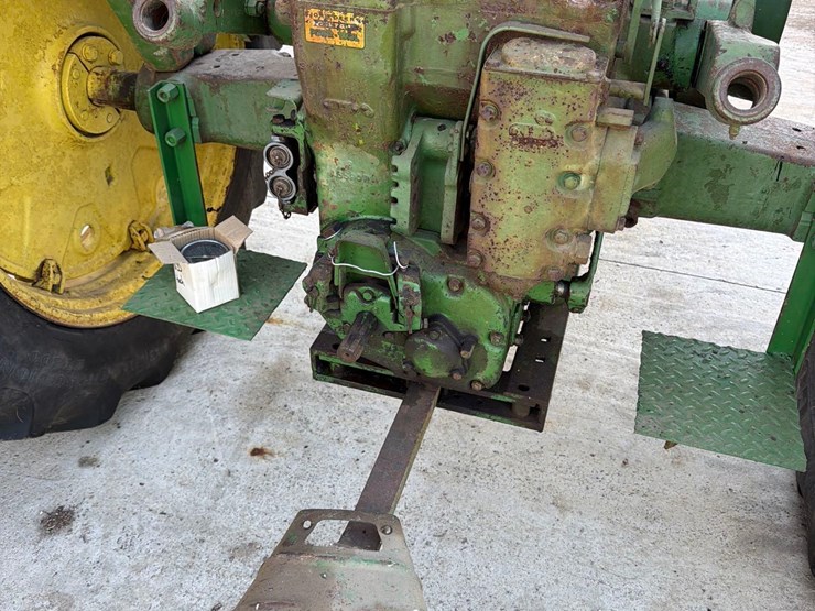 john-deere-630-image-16