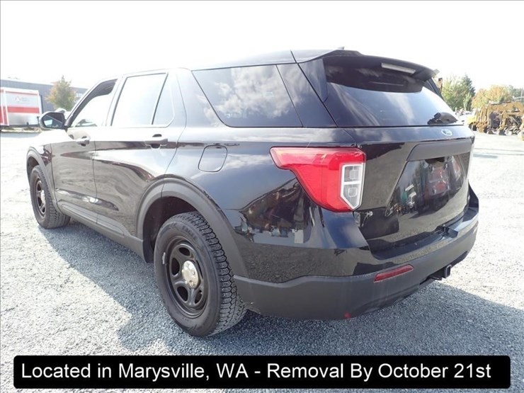 2021-ford-explorer-image-10