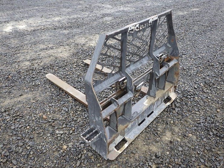 2022-paladin-skid-steer-forks-image-2