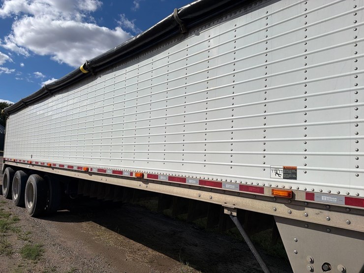 2011-wilson-46ft-fixed-tri-axle-live-bottom-semi-belt-trailer--1-owner--very-clean-trailer-image-47