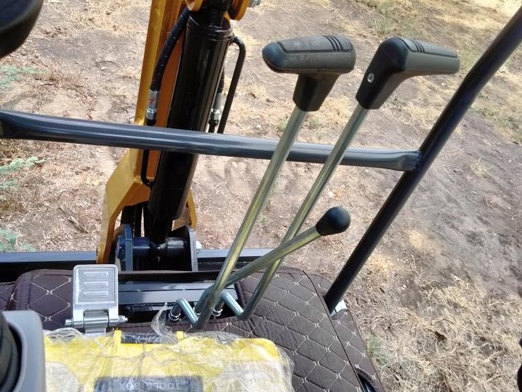 #25-•-cfg-mini-excavator---qk20r-image-7