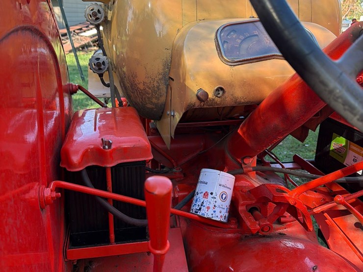 case-900-wheatland-propane-tractor-image-31