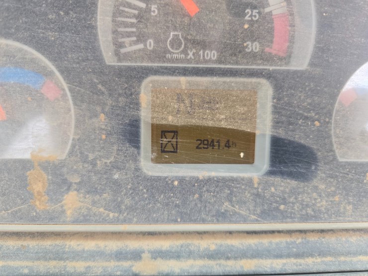 caterpillar-420f-image-40
