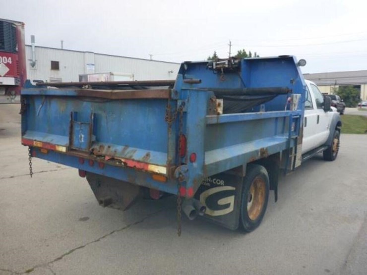 2011-ford-f550-xl-image-4