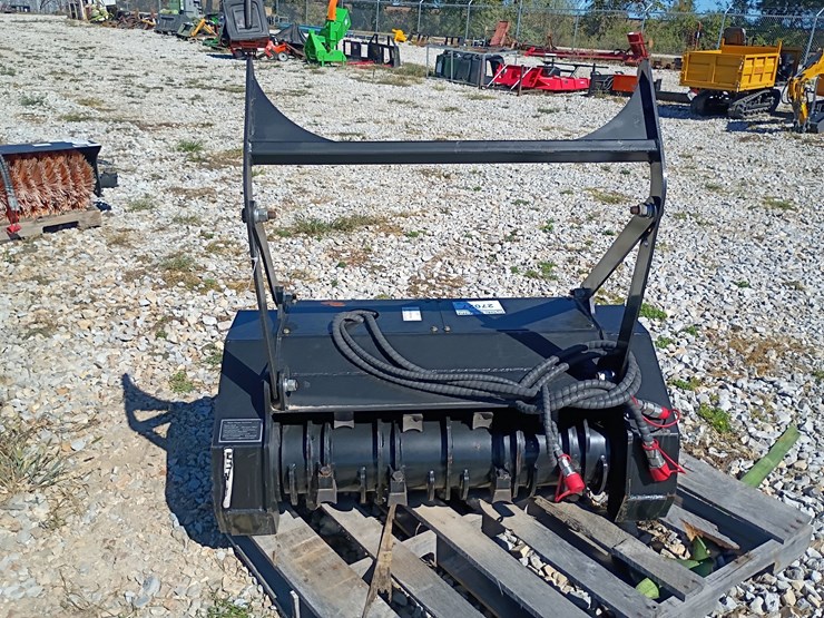 #27027-•-giyi-mulcher-mini-skid-steer-attachment-image-1