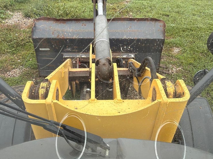 new-holland-w80c-image-40