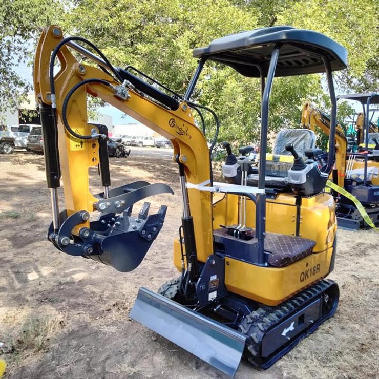 #15 • CFG Mini Excavator - QK18R