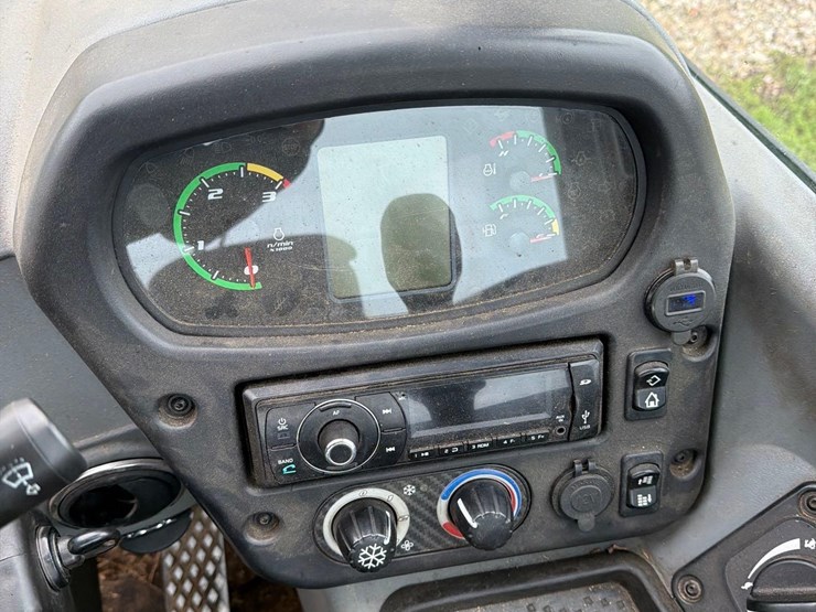 new-holland-w80c-image-34