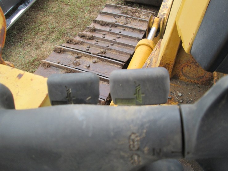 caterpillar-d5m-lgp-image-34