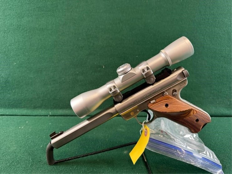 ruger-mark-ii-target-22lr-pistol-image-10