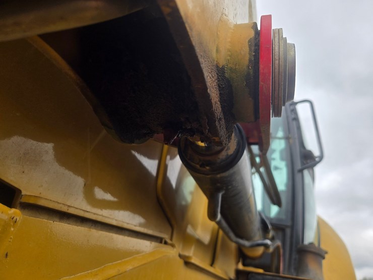 caterpillar-420f-image-111