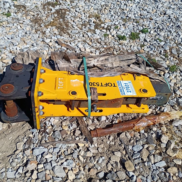 #27031 • TOFT Hydraulic Breaker Excavator Attachment (530)